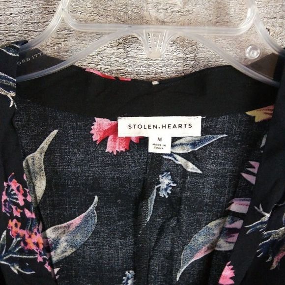 STOLEN HEARTS Black Floral Deep V Neck Romper M - Picture 4 of 6